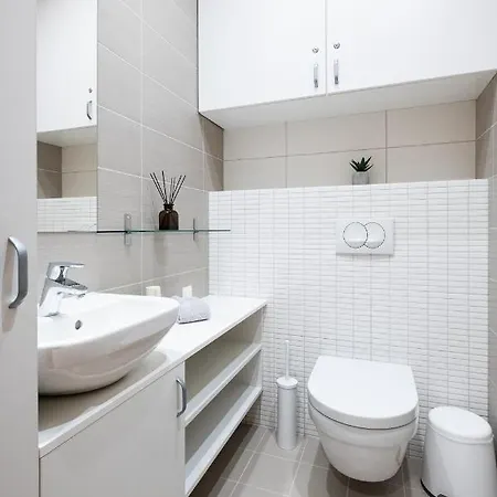 2 Bedroom Apt, 2 Garage Spots & Balconies, Self Check-In, By Cohost Druskininkai Exterior foto
