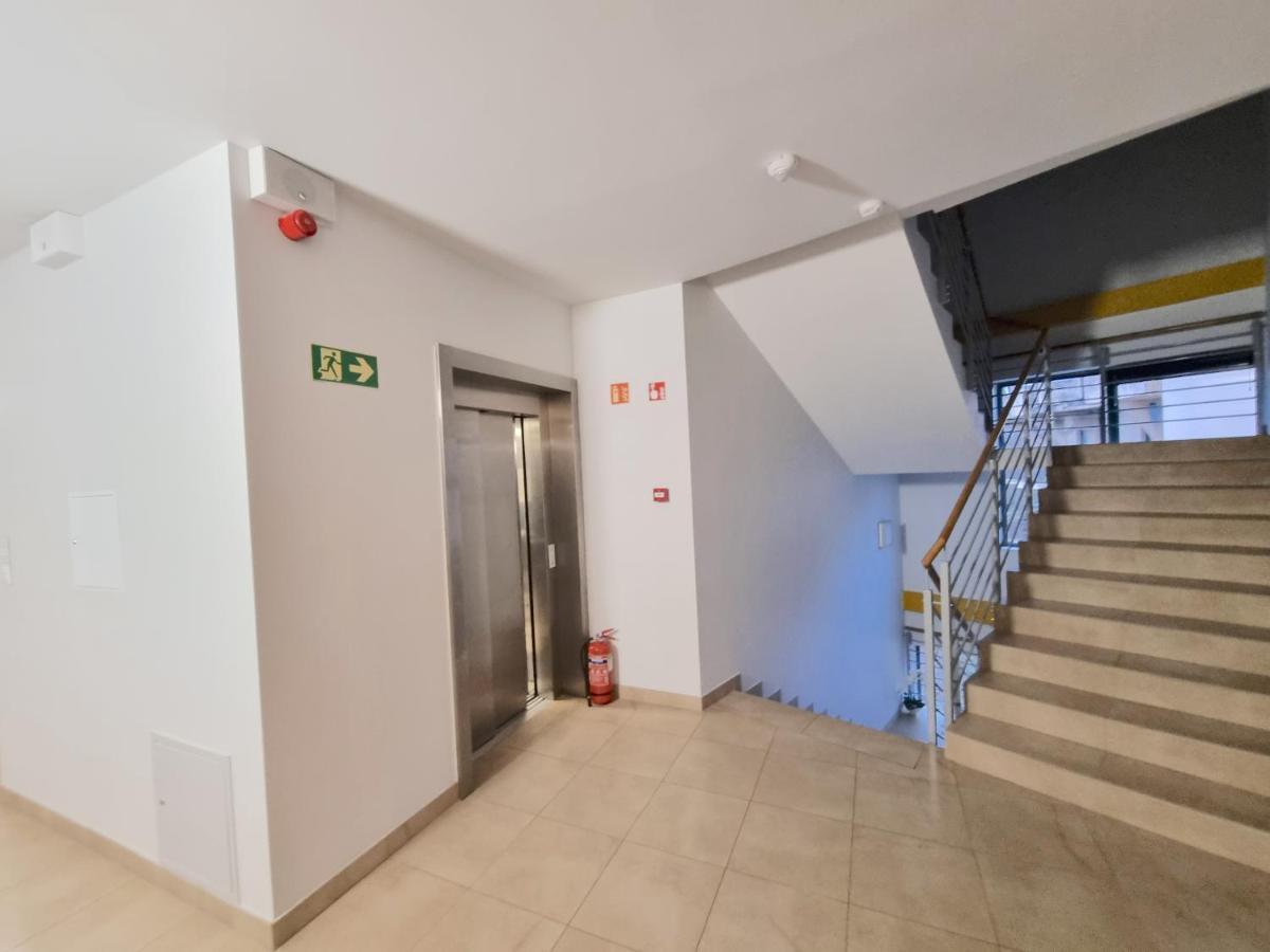 Apartment 2 Bedroom Apt, 2 Garage Spots & Balconies, Self Check-in, By Cohost Druskininkai
